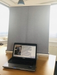 Mobiler Blendschutz / variabel am Fenster oder auf dem Schreibtisch: mobiler variabler Bildschirm Sonnenschutz + Blendschutz 100 hoch 85 cm breit mit Tasche